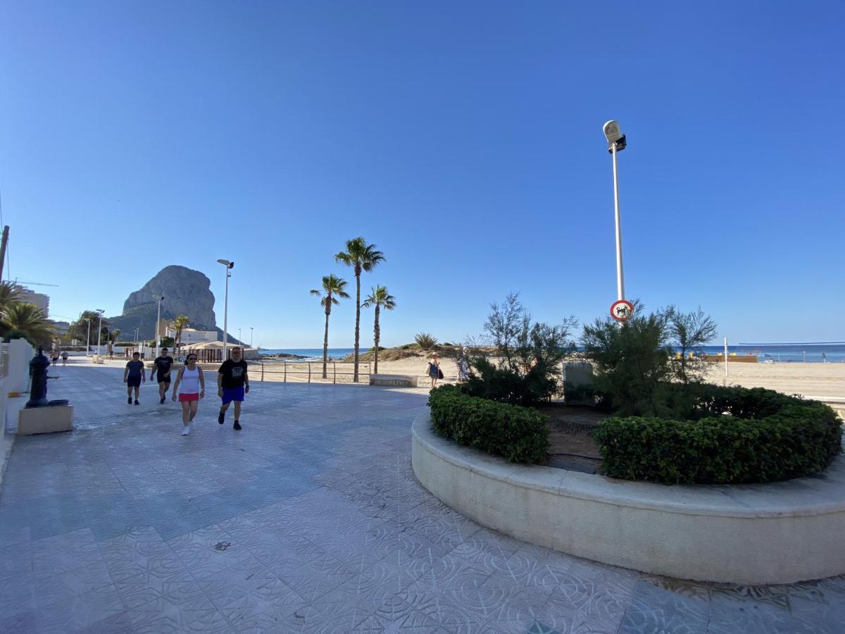 Apartamento en primera linea en Calpe Exterior foto